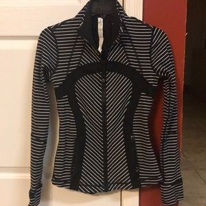 Size 4 Lululemon zip jacket